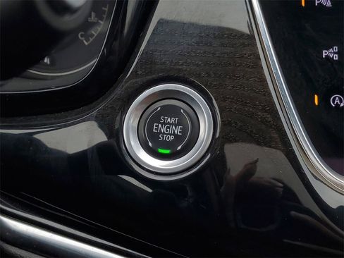 Used 2021 Cadillac XT6 Premium Luxury image 23