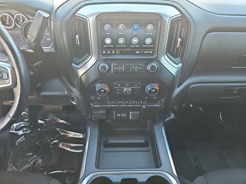 Used 2021 Chevrolet Silverado 1500 RST image 20