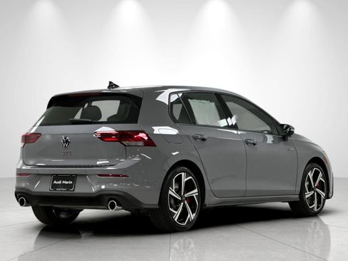 New 2026 Volkswagen Golf SE FWD image 5