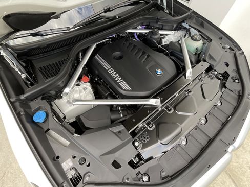 New 2026 BMW X5 sDrive40i image 33