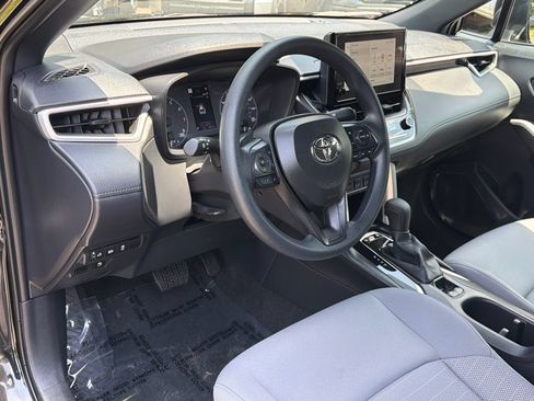 Used 2025 Toyota Corolla Cross AWD Hybrid image 16