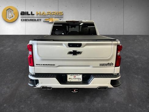 Used 2022 Chevrolet Silverado 1500 High Country w/ LPO, Dark Essentials Package AWD/4WD image 12