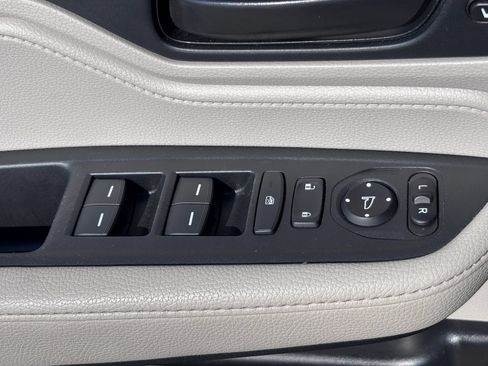 Certified 2025 Honda Odyssey EX-L image 21