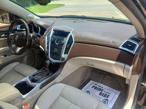 Used 2010 Cadillac SRX Luxury FWD image 13