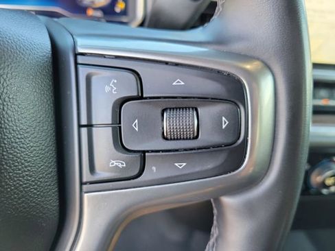 Used 2025 Chevrolet Silverado 1500 LT RWD image 31