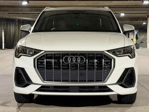 Used 2024 Audi Q3 2.0T Premium w/ Convenience Package AWD/4WD image 6
