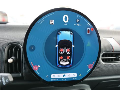 Used 2025 MINI Cooper 2-Door Hardtop image 20