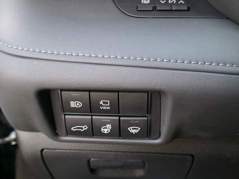 Used 2022 Toyota Highlander Limited image 16