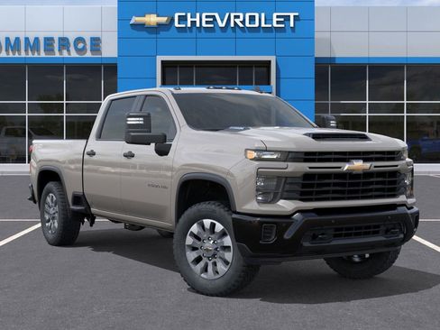 New 2026 Chevrolet Silverado 2500 Custom w/ Custom Value Package AWD/4WD image 8