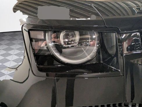 New 2026 Land Rover Defender 110 S AWD/4WD image 9