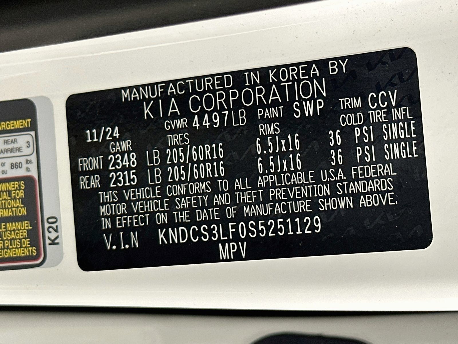 Used 2025 Kia Niro EX w/ EX Cold Weather Package FWD image 32