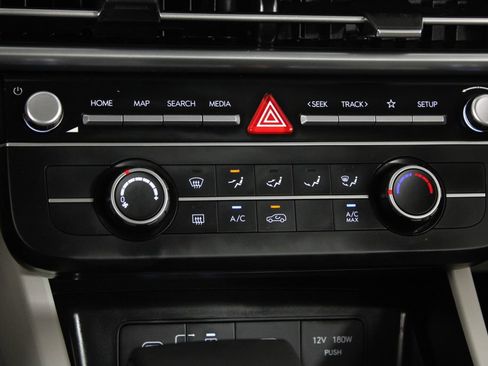 Certified 2026 Hyundai Tucson SE FWD image 22