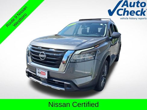 Certified 2023 Nissan Pathfinder SL w/ SL Premium Package AWD/4WD image 2