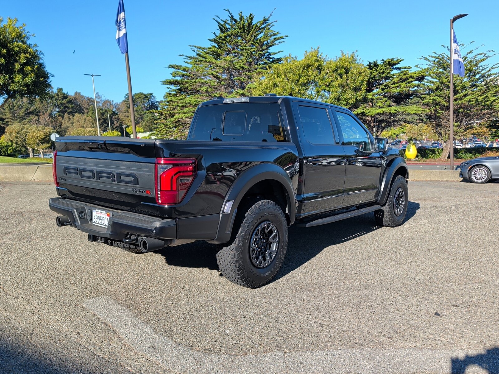 Used 2024 Ford F150 Raptor w/ Equipment Group 803A Raptor R AWD/4WD image 10