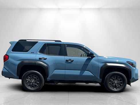 Used 2025 Toyota 4Runner SR5 RWD image 2