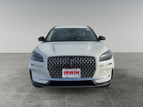 New 2026 Lincoln Corsair Premiere image 8