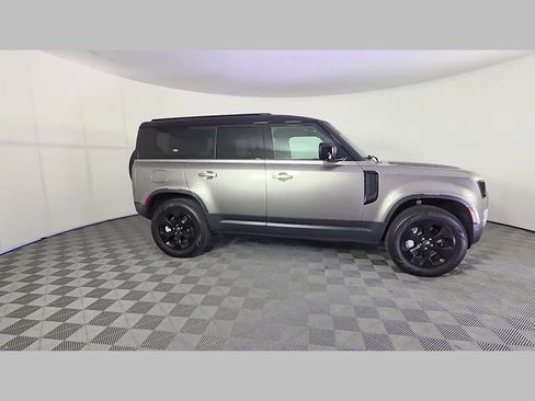 Used 2024 Land Rover Defender 110 S AWD/4WD image 35