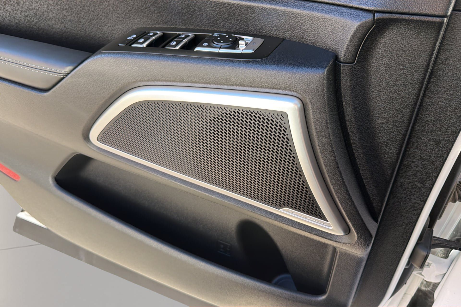 Used 2022 Kia Telluride EX w/ Towing Package FWD image 21