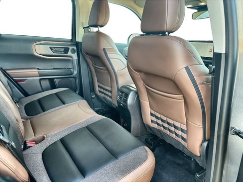 Used 2025 Ford Bronco Sport Outer Banks w/ Outer Banks Tech Package+ AWD/4WD image 28