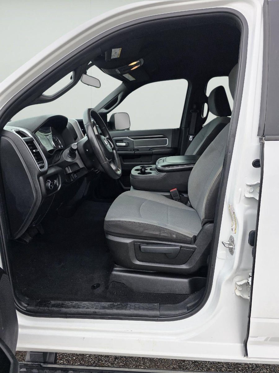 Used 2022 RAM 2500 Big Horn AWD/4WD image 30