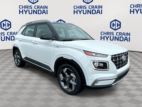 Certified 2024 Hyundai Venue Limited image 1