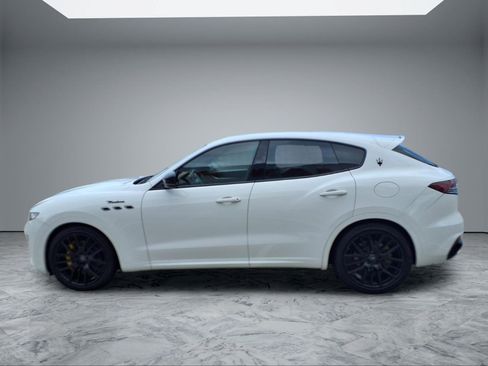 Used 2022 Maserati Levante Modena AWD/4WD image 4