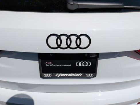 Used 2023 Audi Q3 2.0T Premium Plus w/ Premium Plus Package AWD/4WD image 40