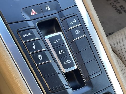 Used 2013 Porsche 911 Carrera S image 43