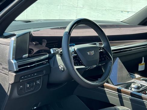 New 2025 Cadillac Escalade Premium Luxury image 5