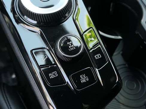 Used 2024 Kia Sportage X-Line AWD/4WD image 24