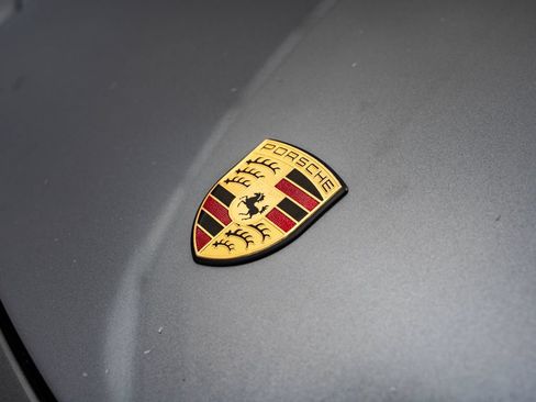 Used 2006 Porsche 911 Carrera RWD image 16