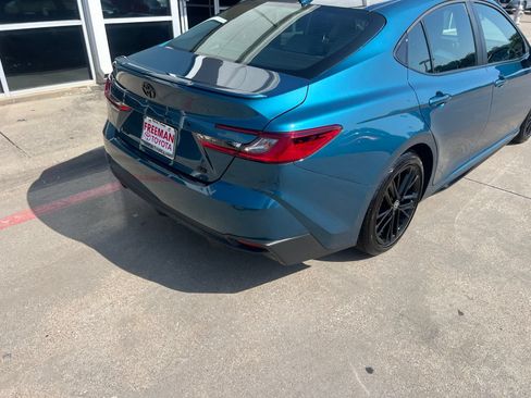 Used 2026 Toyota Camry SE w/ Multimedia Upgrade Package FWD image 7