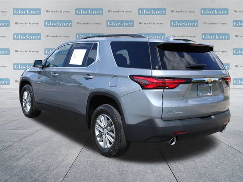 Used 2023 Chevrolet Traverse LT FWD image 8