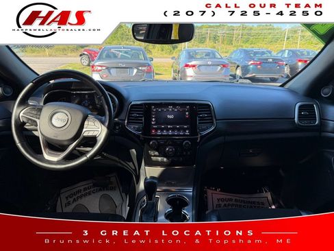 Used 2020 Jeep Grand Cherokee Altitude AWD/4WD image 15