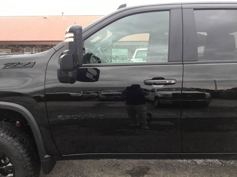 Used 2025 Chevrolet Silverado 2500 LT w/ Trail Boss Package AWD/4WD image 21