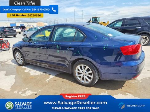 Used 2012 Volkswagen Jetta SE FWD image 3