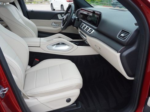 Used 2025 Mercedes-Benz GLE 350 4MATIC image 14