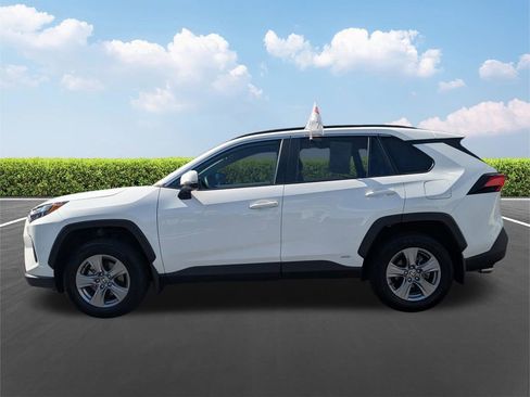 Certified 2024 Toyota RAV4 XLE w/ Convenience Package AWD/4WD image 8