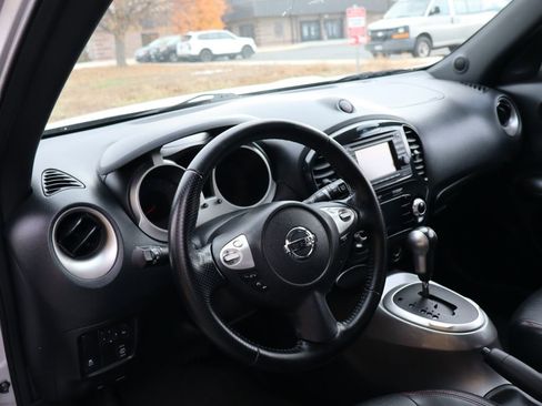 Used 2012 Nissan Juke SL image 15