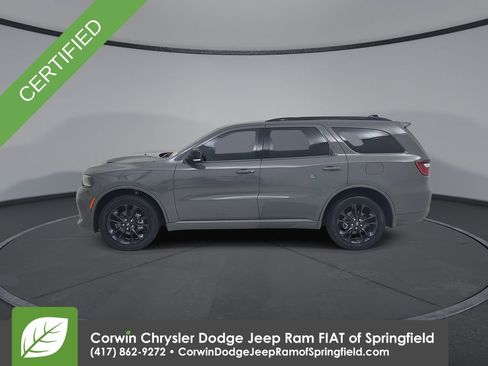 Used 2023 Dodge Durango GT image 9