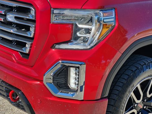 Used 2019 GMC Sierra 1500 AT4 w/ AT4 Premium Package image 9