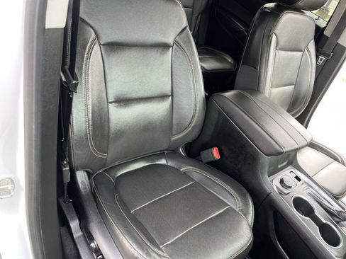 Used 2019 Chevrolet Traverse Premier w/ Driver Confidence II Package image 29