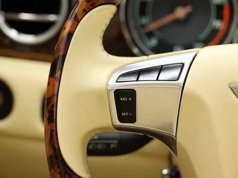 Used 2014 Bentley Flying Spur W12 AWD/4WD image 26