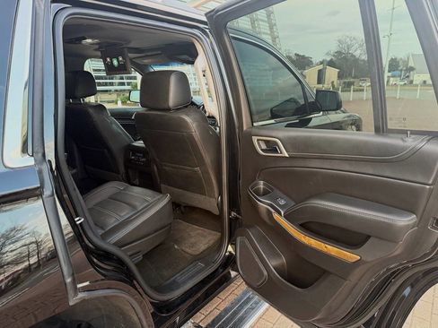 Used 2017 GMC Yukon Denali w/ Open Road Package image 17