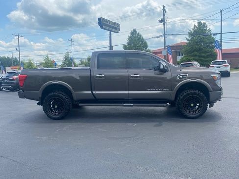 Used 2018 Nissan Titan Platinum Reserve w/ Platinum Utility Package AWD/4WD image 4