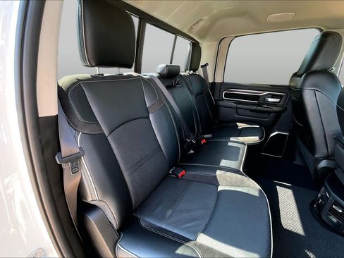 Used 2024 RAM 2500 Laramie w/ Safety Group AWD/4WD image 18