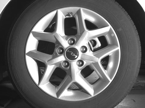 Used 2025 Kia Soul LX w/ LX Technology Package FWD image 14