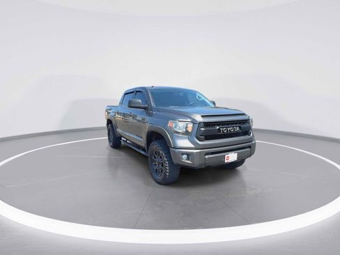 Certified 2017 Toyota Tundra SR5 w/ TRD Off Road Package AWD/4WD image 2