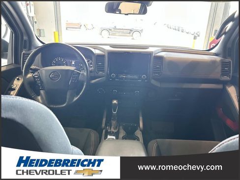 Used 2023 Nissan Frontier PRO-4X w/ Pro Convenience Package AWD/4WD image 16