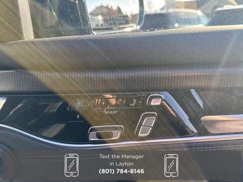 New 2026 Jeep Grand Wagoneer Summit image 16